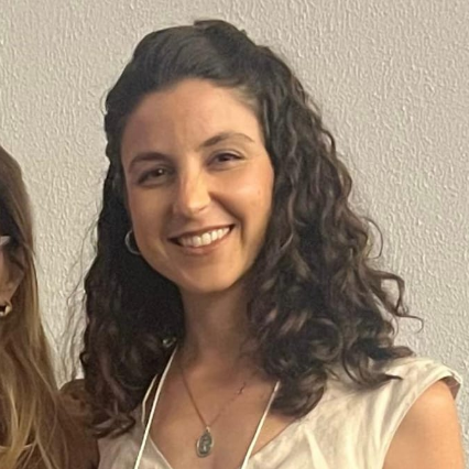 Sávia Letícia Menuzzo Quental