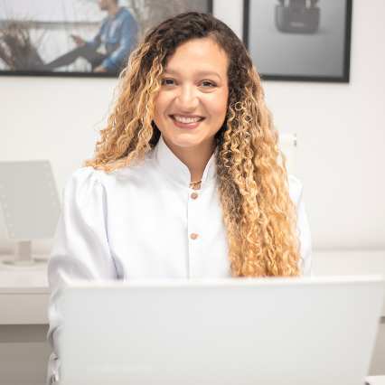 Paula Gabriela Ferreira Meireles