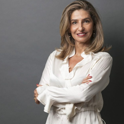 Adriana Fóz