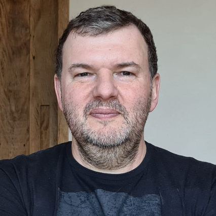 Túlio Konstantyner