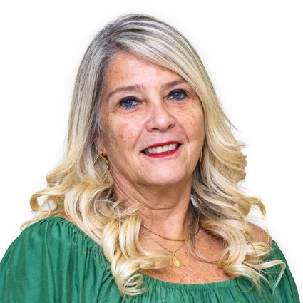 Silvia Tavares de Oliveira